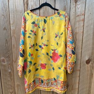 Yellow Johnny Was BEAUTIFUL size S